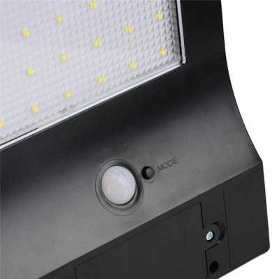 Lampe solaire LED de 2,5 W avec détecteur de mouvement intégré