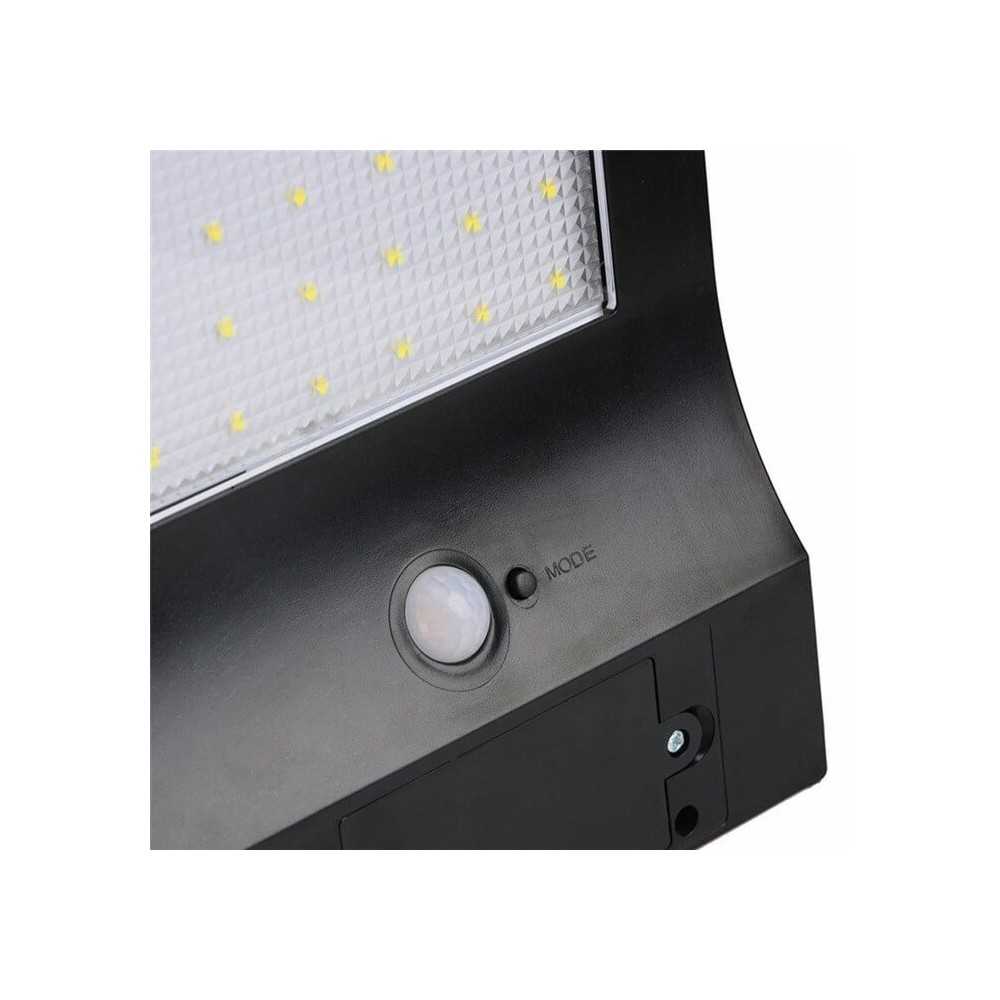 Lampe solaire LED de 2,5 W avec détecteur de mouvement intégré