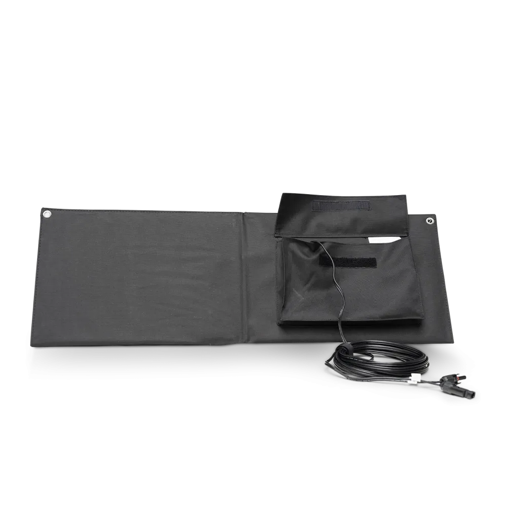 AutoSolar 135 watt solar case flexible (6 x 22.5 watts)