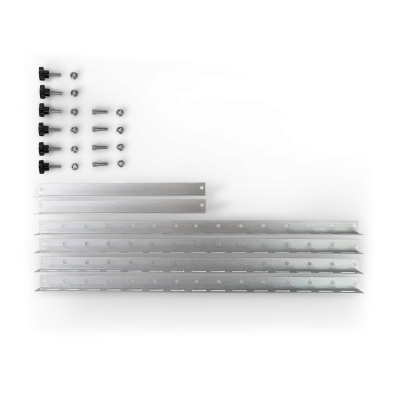 Support réglable pour le montage de panneaux solaires sur un abri de jardin