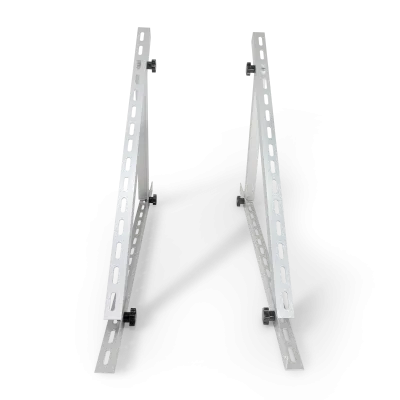Solar panel attachment wall bracket