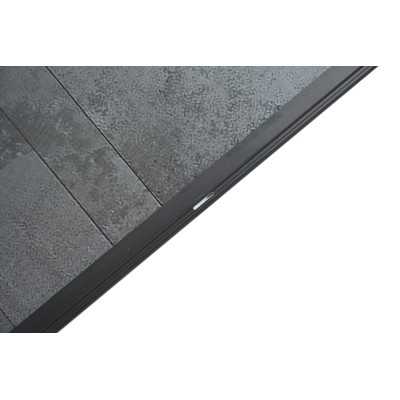 centrale électrique de balcon à l'aspect pierre