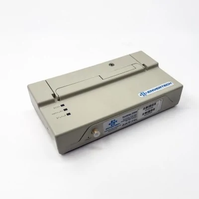 600 Watt Wechselrichter - reiner Sinus - 12V zu 230V - AutoSolar.ch