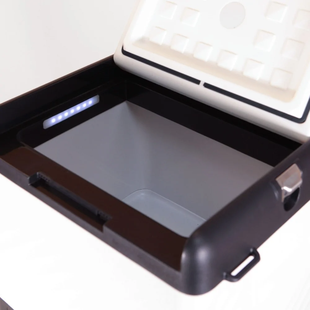 Mobile 22L Solar Kühlbox mit 135W Solarkoffer & Lithium Batterie Set